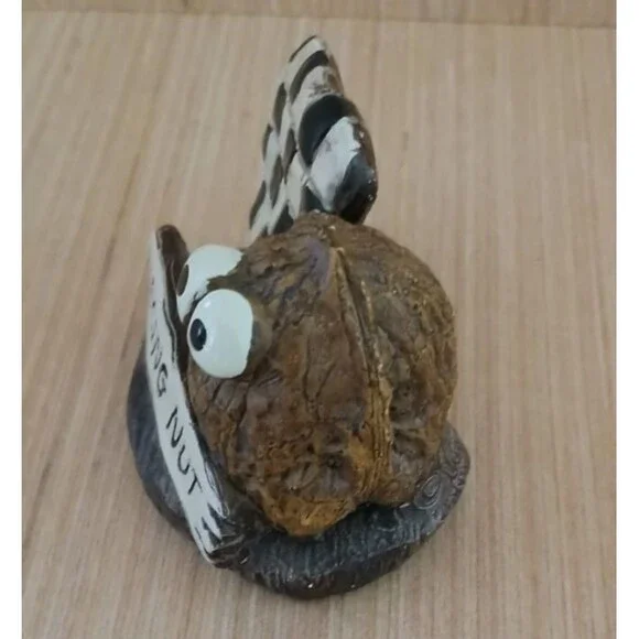 Racing Nut Figurine Walnut 2005 Bill Vernon Mini Figurine - race fan gift - Picture 5 of 9